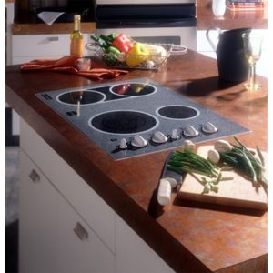 GE Profile Performance 30 CleanDesign Cooktop|JP930CACC